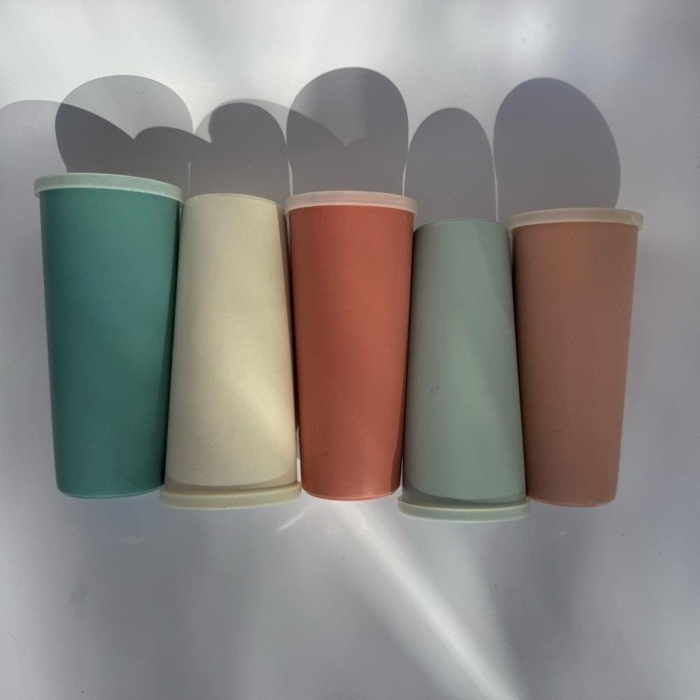 VTG 70s Tupperware Tumblers w Lids (5) pinks aquas beige drinks snacks travel